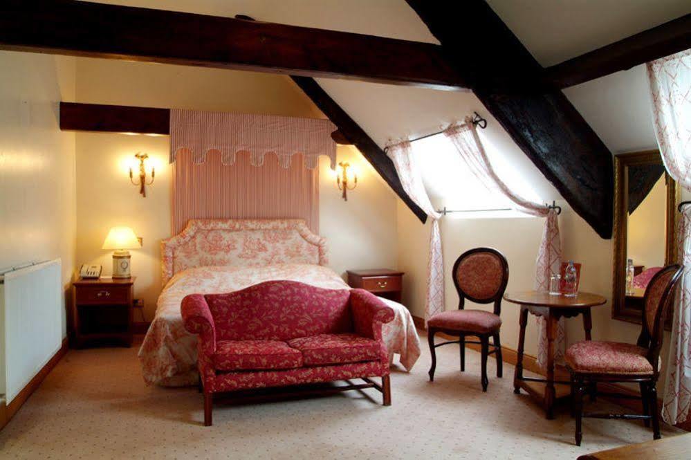 Miskin Manor Hotel Hensol Exterior foto
